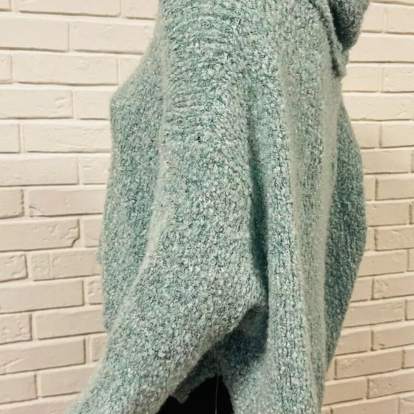FREE PEOPLE BFF Sweater NWT Size XS Aqua Star NWT E3 - Picture 3 of 4
